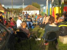  A nap lezárásaként tovább ismerkedett a két csapat.